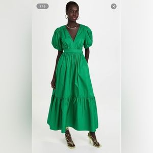 XiRena Larkyn Dress Green Women’s Size M